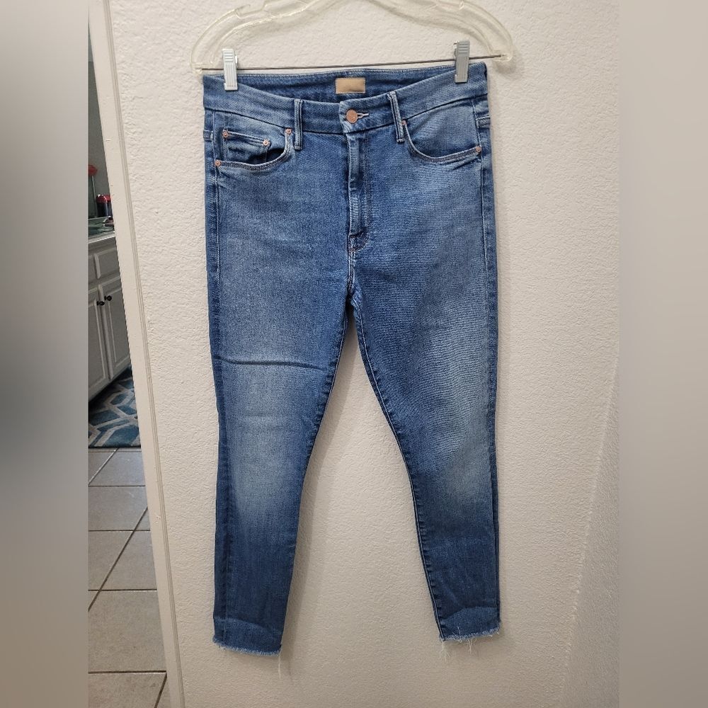 Mother high waisted looker ankle fray in hey sun